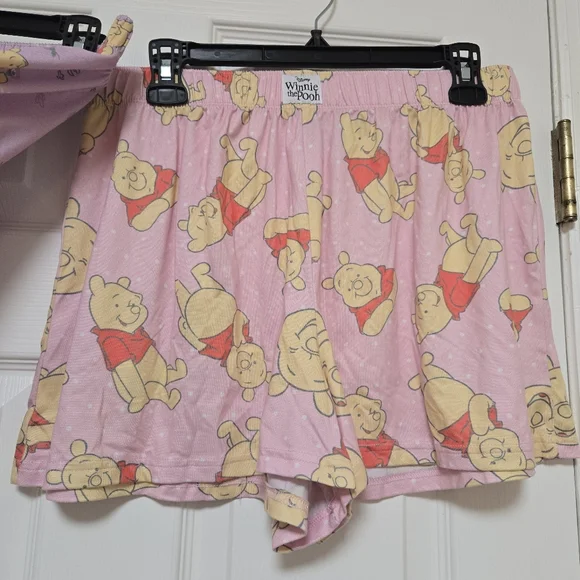 Disney Winnie The Pooh Womens Pajama Shorts Bundle Size Medium - Picture 3 of 8